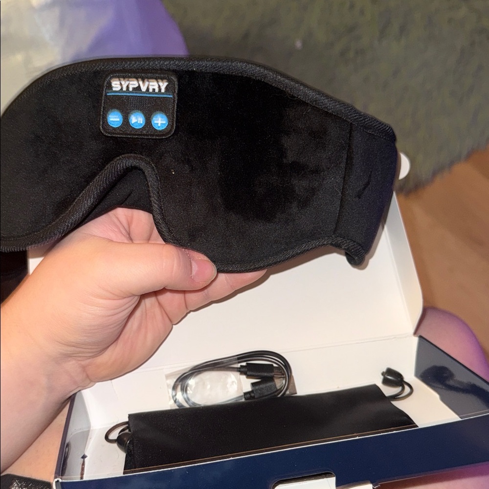 blackout bluetooth eyemask